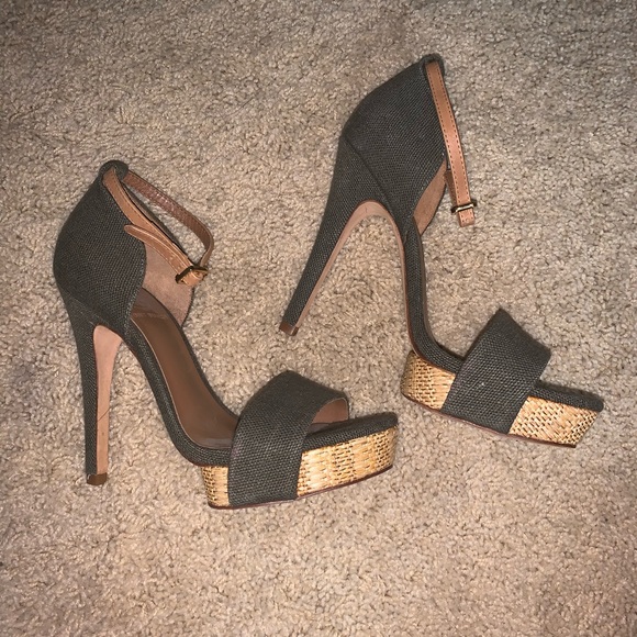 Tory Burch Green Amina Olive Canvas High Heel - Picture 5 of 11